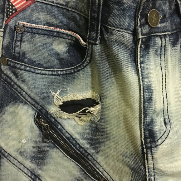 Distressed Denim - Picture 2 of 8